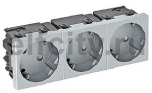 Розетка тройная 33° Modul45connect, с з/к, 250 В, 16A (серебристый)