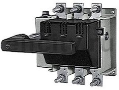 РАЗЪЕДИНИТЕЛЬ 3-ПОЛЮСА I=250A, U=690V, ПЕРЕДНИЙ ПРИВОД С ЧЕРНОЙ РУКОЯТКОЙ